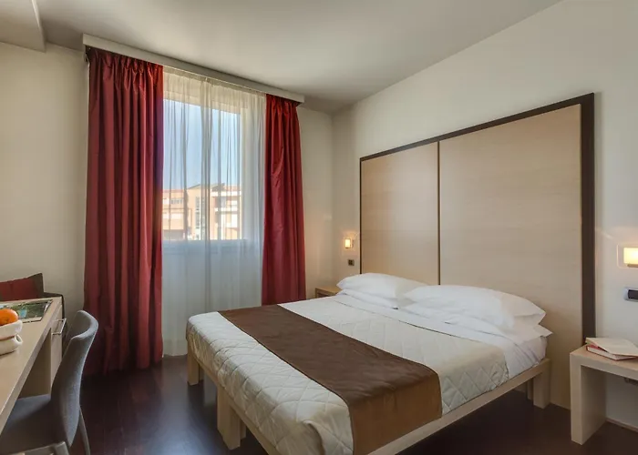 Western San Marco 3* סיינה